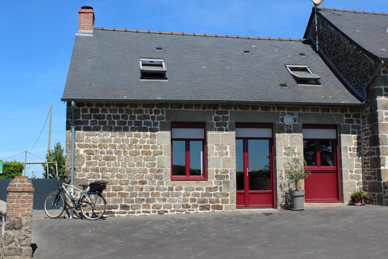 Gite La Loussaudrie Pontmain Exterior foto